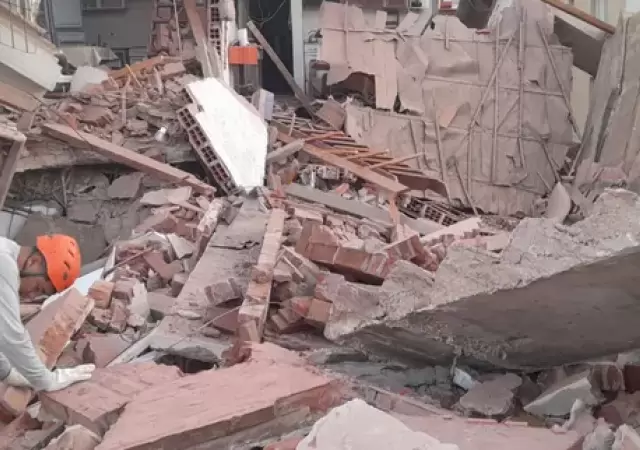 El derrumbe del hotel Dubrovnik en Villa Gesell ya tiene un saldo de tres v�ctimas fatales.