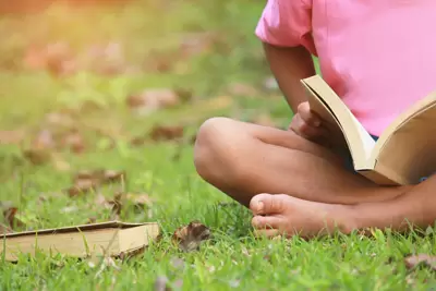 "Si uno agarra cualquier libro de pornograf�a que haga relatos sexuales, encontraremos esto mismo en 'Cometierra'" (S. Franco)