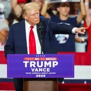 Trump vs. M�xico:  "Nuestro socio n�mero uno nos est� estafando a diestra y siniestra"