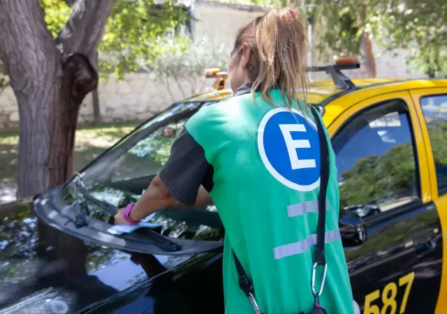 Nueva manera de implementar el estacionamiento medido en Mendoza.