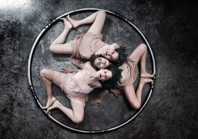 Claroscuro: Carla Masignani junto a destacadas artistas en una obra �nica