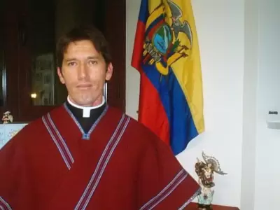 Sacerdote Enrique Fabi�n Arcos Sevilla.