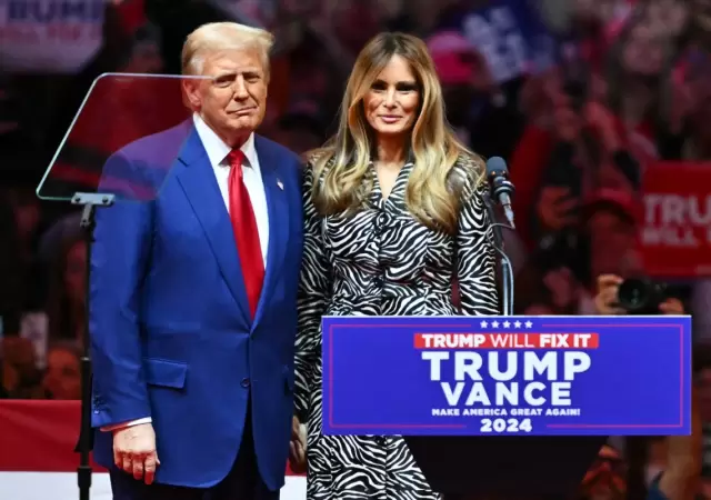 Donald Trump junto a su esposa, Melania Trump.