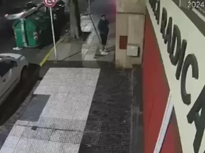 Las c�maras del Gobierno de la Ciudad captaron el ingreso de al menos tres personas a la sede central de la UCR.