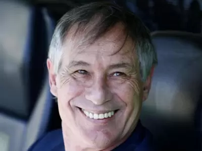 Holan y un nuevo desaf�o.