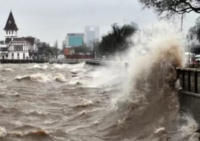 El caudal del R�o de la Plata subir� como consecuencia de las fuertes r�fagas que generar� el viento sudeste luego del paso de dos frentes fr�os.