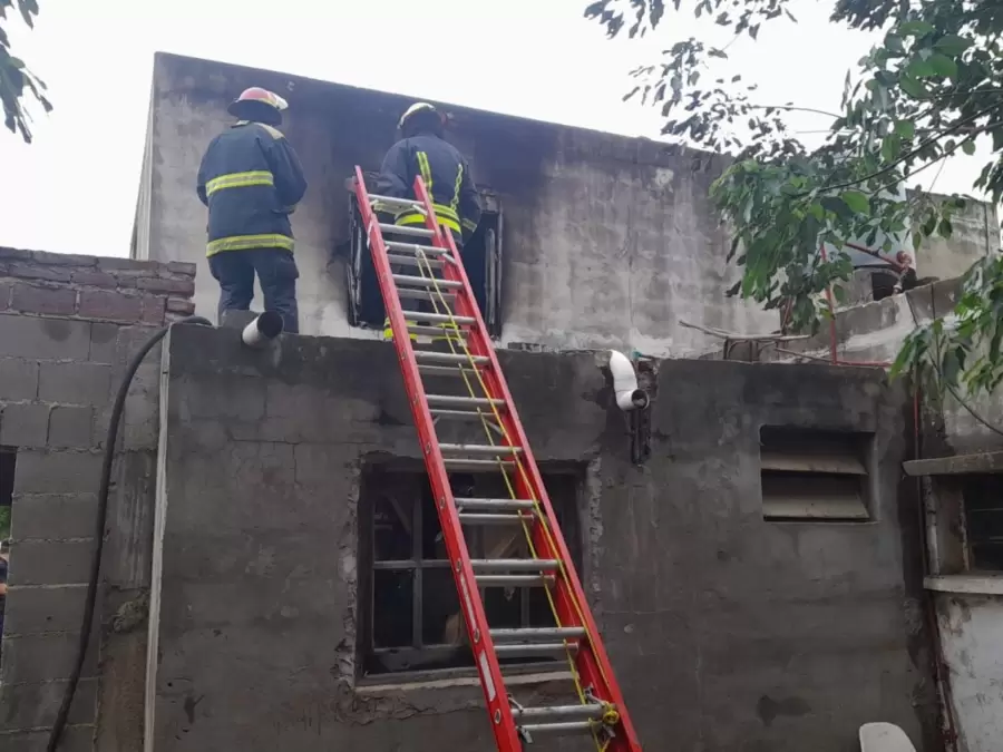 La vivienda que habitaba la nena con su familia sufri� un incendio, al parecer intencional. (Foto: web)