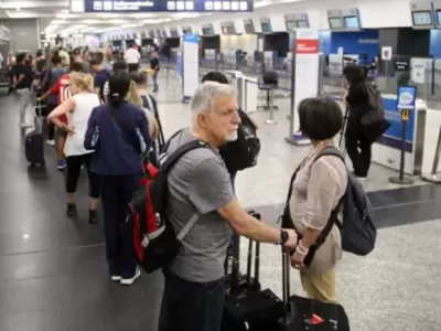 Los inconvenientes en los vuelos de ayer se debieron a que los empleados de Intercargo.