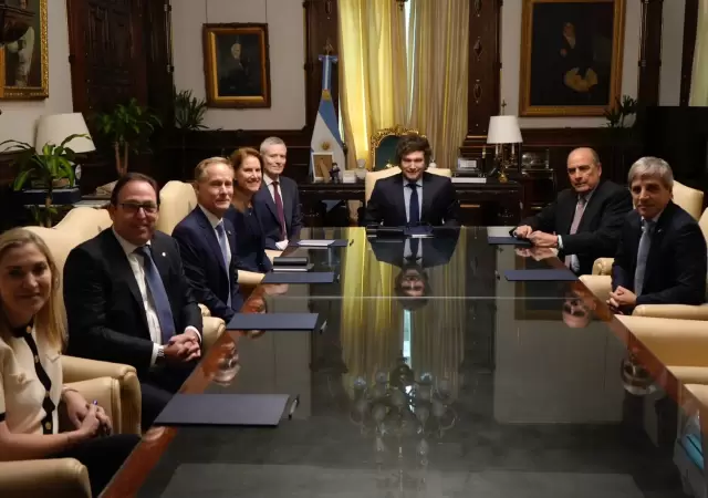 Milei y una reuni�n clave con Shell para asegurar el futuro energ�tico