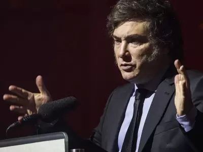 "O se cierra o se privatiza, pero no va a seguir en manos del Gobierno"