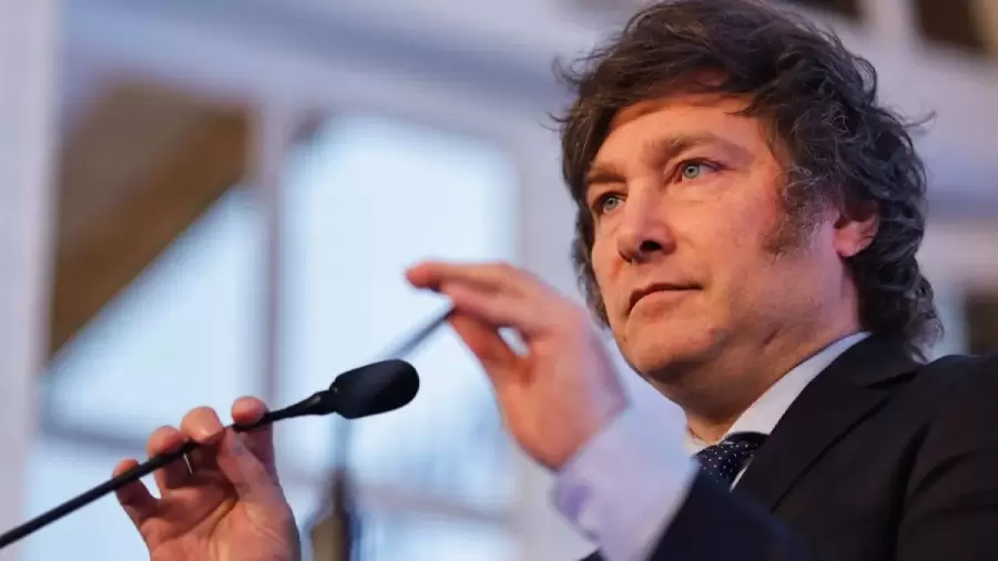 "El presidente tiene el derecho de echar a quien quiera, pero no tiene derecho a hacer espionaje ideol�gico" (F. Carbajal)