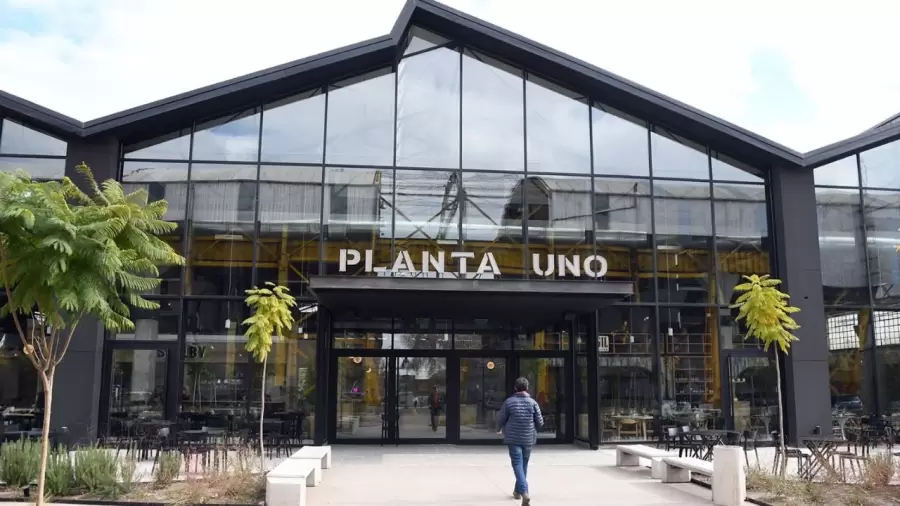 Entrada a Planta Uno, en Godoy Cruz.