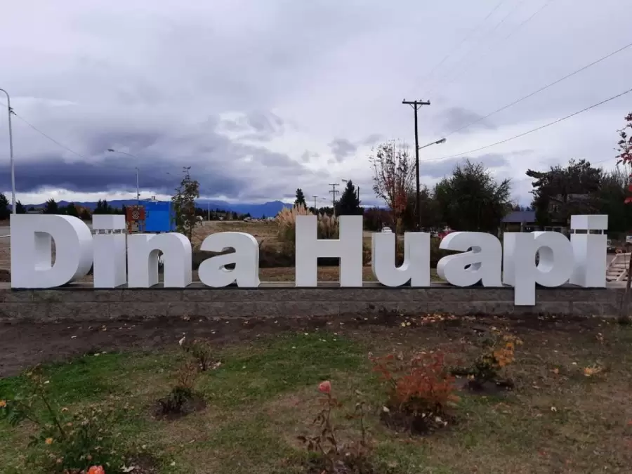 Dina Huapi