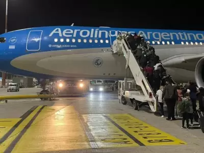 El Gobierno intensifica la presi�n sobre los gremios para evitar el cierre de Aerol�neas
