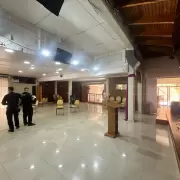Hubo heridos: J�venes generan explosi�n en iglesia siguiendo un desaf�o de YouTube
