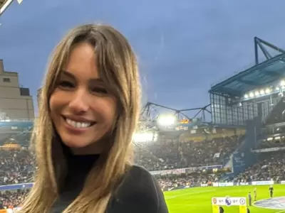 Pampita est� en Londres y disfruta junto a Mart�n Pepa.