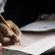 La diferencia entre los chicos que tienen lectura en casa y los que no