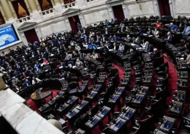 El Gobierno se enfrasc� los �ltimos d�as a la intensa tarea de tratar de desactivar la sesi�n, sobre todo presionando sobre los gobernadores.