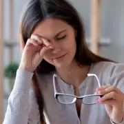 Consejos y vitaminas esenciales para cuidar tu salud visual