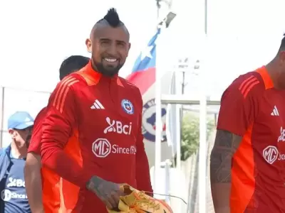 El Rey Arturo se rectific� de sus dichos contra el Tigre.