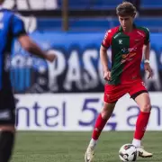 El Loco Bielsa se la juega por un juvenil en la doble fecha eliminatoria