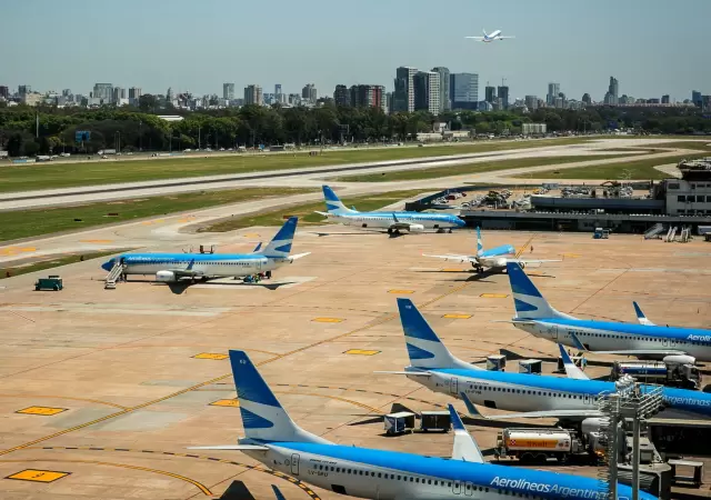 Aerolineas Argentinas.