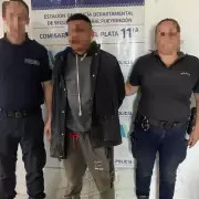 Vecinos se arriesgaron y lograron detener a un motochorro