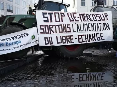 Macron llega con el o�do enrojecido por un sector agr�cola que no contempla ning�n posible acuerdo entre los bloques.