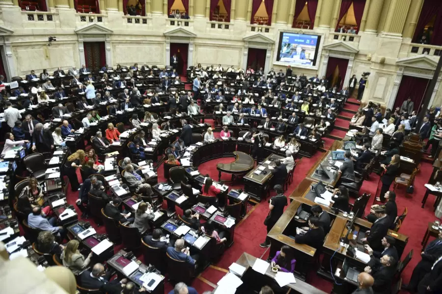 El Gobierno intenta que su proyecto de recursos y gastos sea tratado en el recinto el pr�ximo jueves. (Foto: NA)