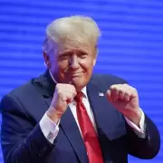 Donald Trump arremete contra Zelenski y cuestiona el apoyo de EE.UU. a Ucrania