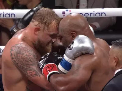 Mike Tayson y Jake Paul en la pelea del a�o