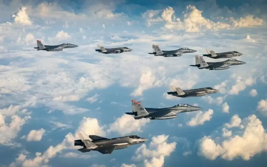 Aviones israel�es en acci�n