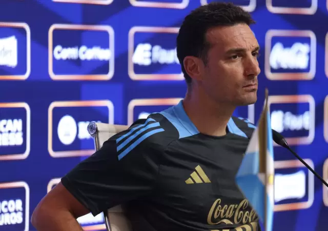 Scaloni grab� un mensaje de solidaridad a la gente de Bah�a Blanca