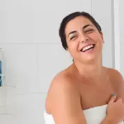 ¿En la noche o en la mañana? ¿A qué hora un baño te beneficia más?