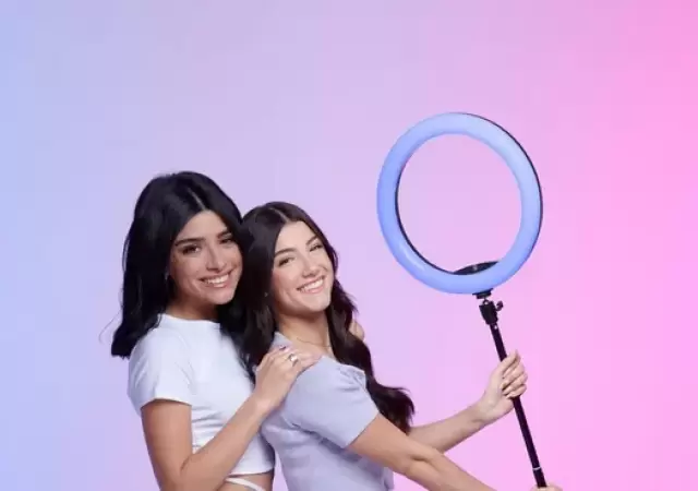 Charlie y Dixie D'Amelio, crearon un universo millonario alrededor TikTok