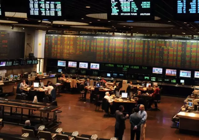 Euforia financiera: la Bolsa argentina bate r�cords y el d�lar se desploma
