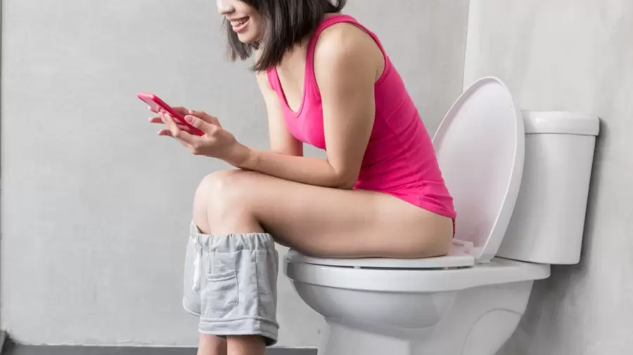 Celular en el ba�o