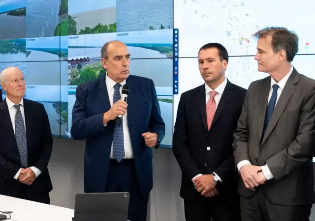 Licitar�n la Hidrov�a Paran� Paraguay