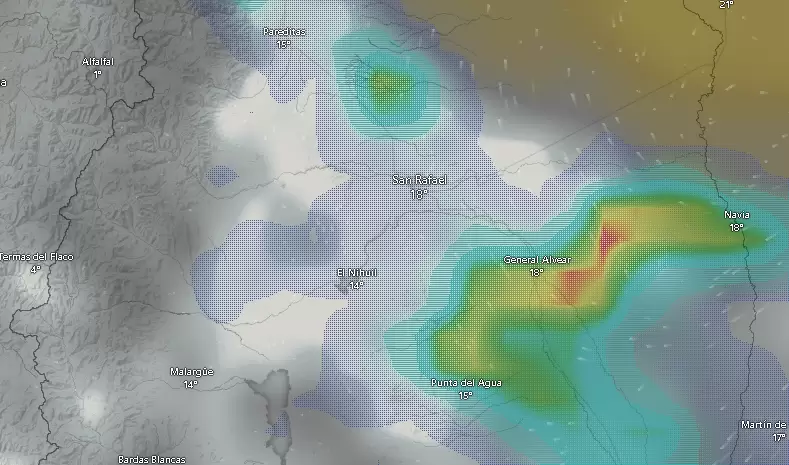 El principal n�cleo de tormenta a las 09.41 pend�a sobre el departamento de General Alvear y en segundo t�rmino al norte de San Rafael.