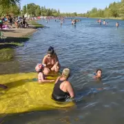 Horrible final de una discusi�n entre dos grupos por el volumen de la m�sica