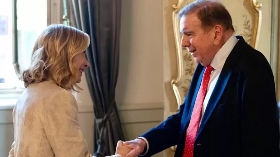 Giorgia Meloni junto a Eduardo Gonz�lez Urrutia