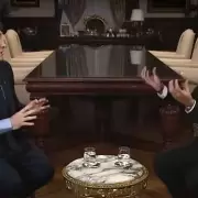 Milei afirm� que "la pobreza baj� 11 puntos" y que el salario b�sico "est� en US$1.100"
