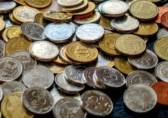 Por una moneda argentina de 10 centavos ofrecen entre los $150.000 y los $180.000.