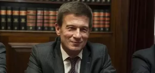 Juli�n Ercolini, juez federal.