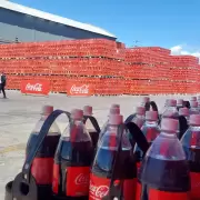 Con compromiso ambiental, Coca-Cola reabre planta modelo de envases retornables