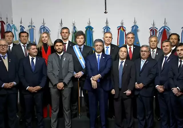 Pacto de Mayo con los gobernadores