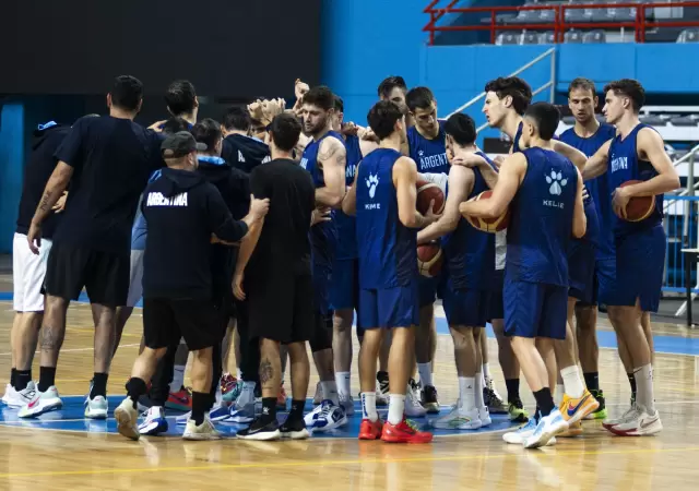 El elenco de Prigioni intentar� hacerse fuerte en Mar Del Plata.