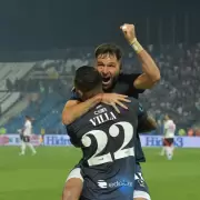 Villa le arruin� la noche y el campeonato al Millonario