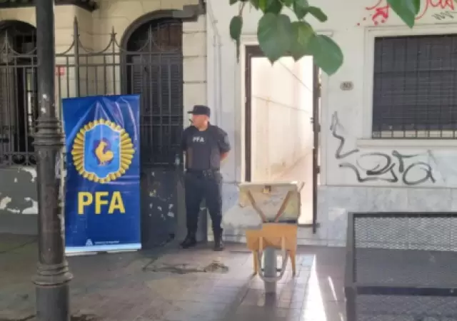 En la vivienda que hab�a sido usurpada por los narcos qued� ahora una consigna policial.