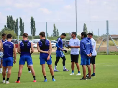 El Tomba recibe a V�lez, l�der de la Liga Profesional.